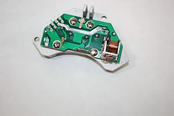 Resistor, interior blower