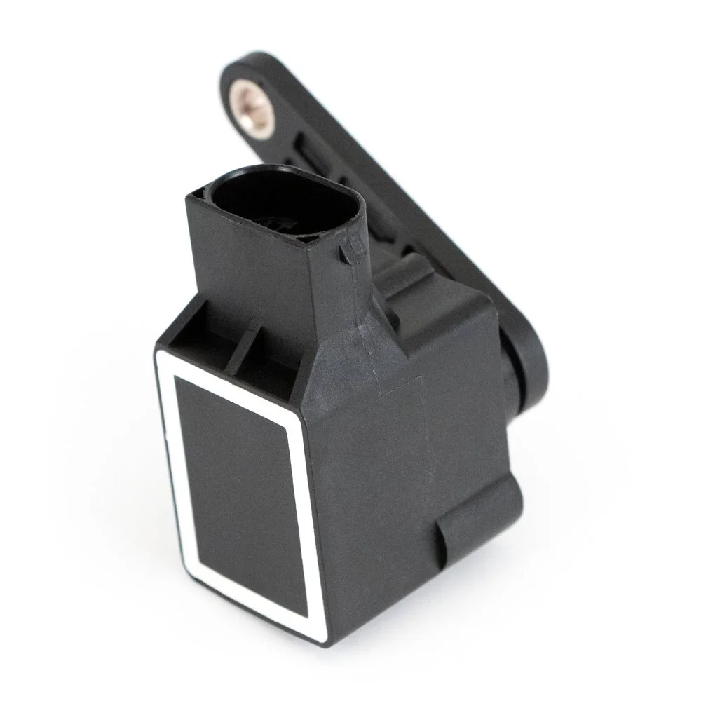 Sensor, headlight levelling