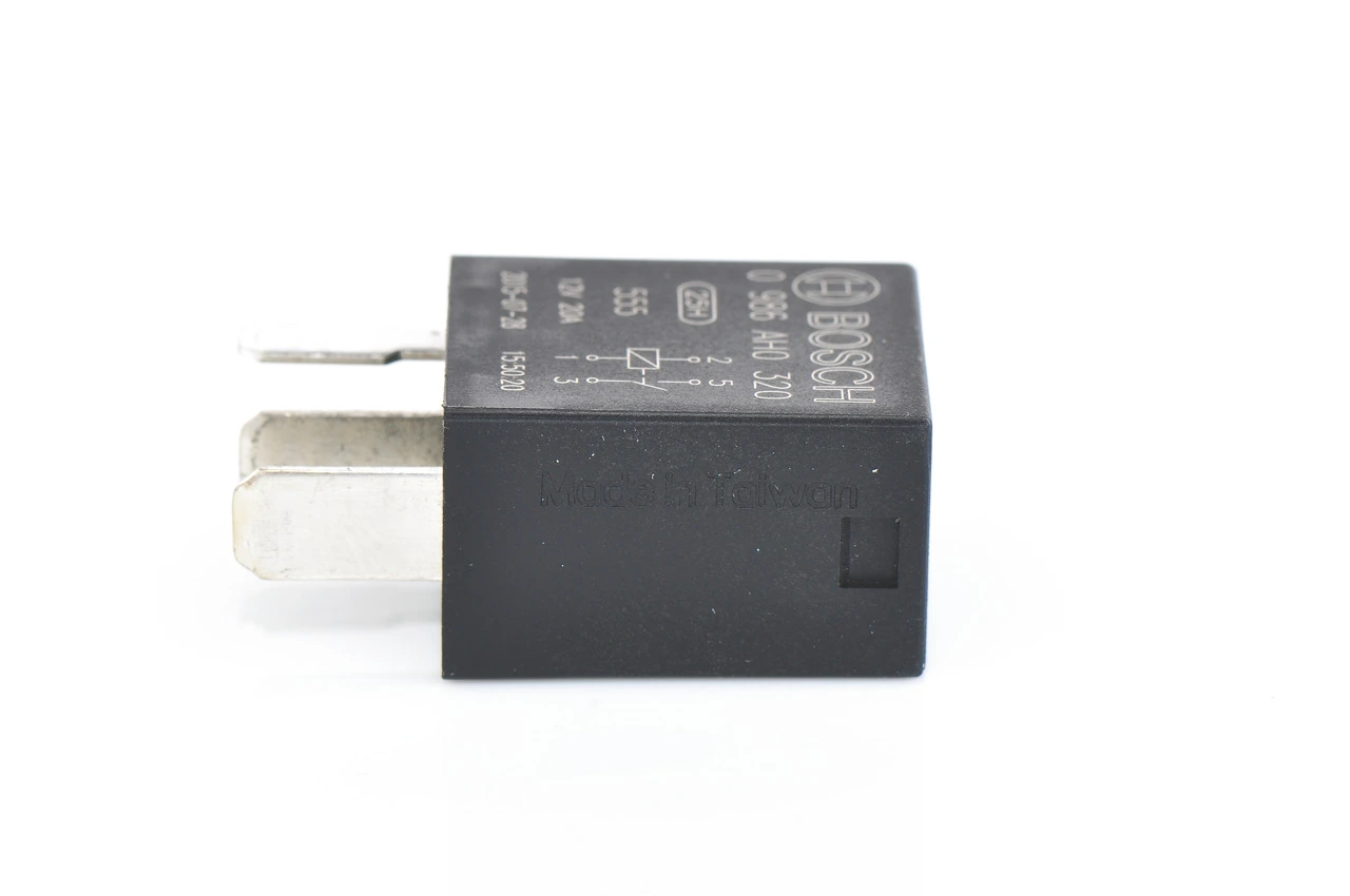 Relay, main current