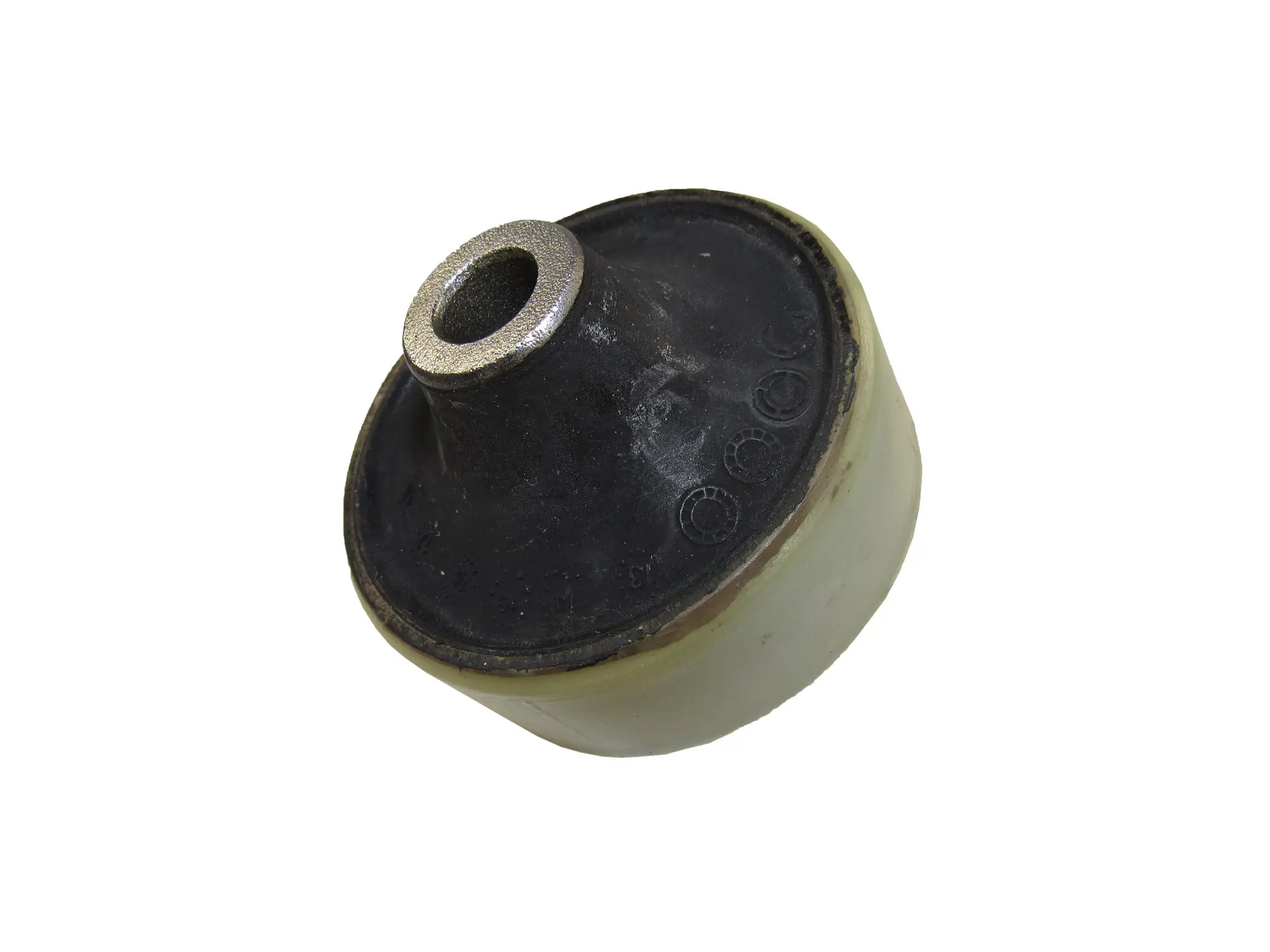 Mounting, control/trailing arm