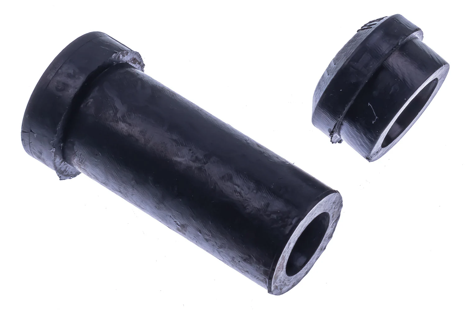 Bushing, leaf spring