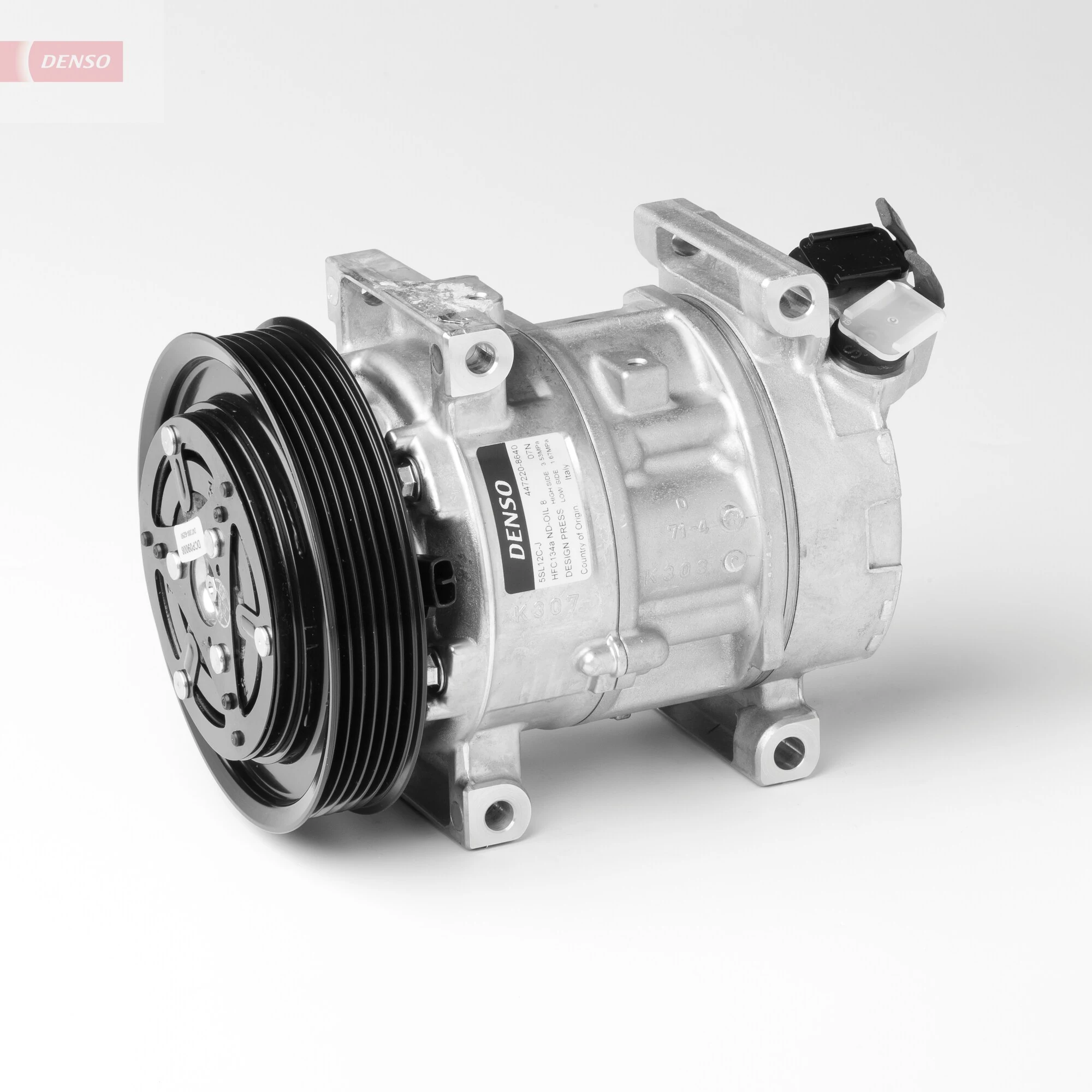Compressor, air conditioning