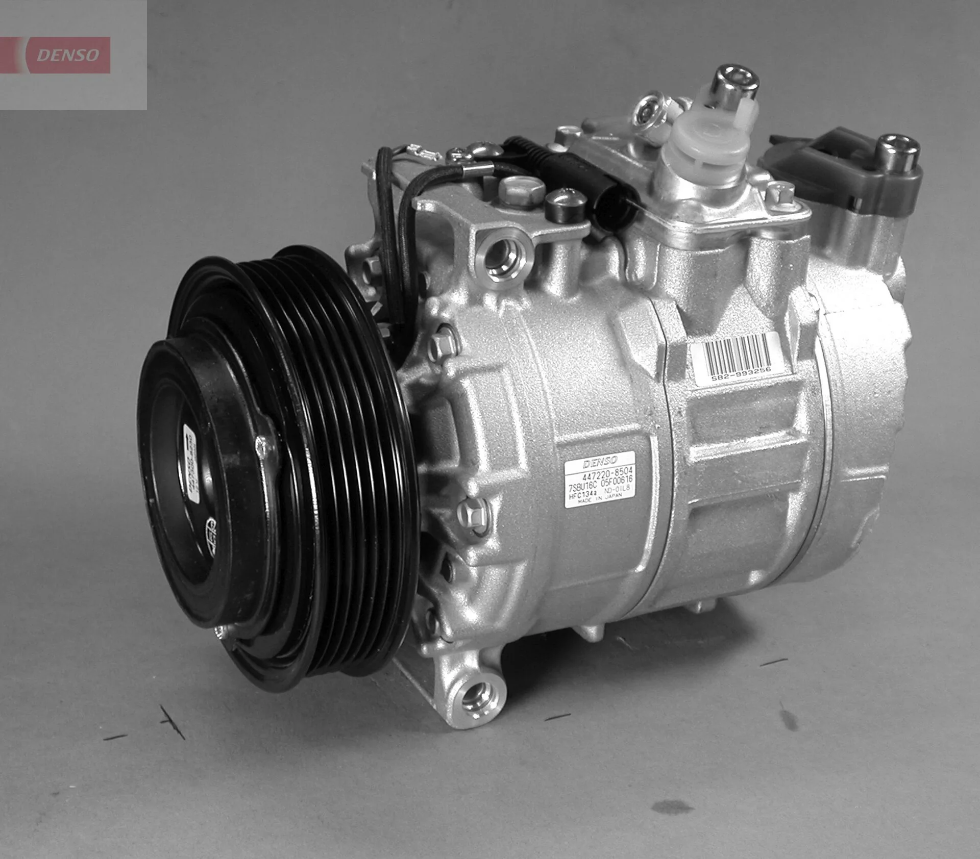 Compressor, air conditioning