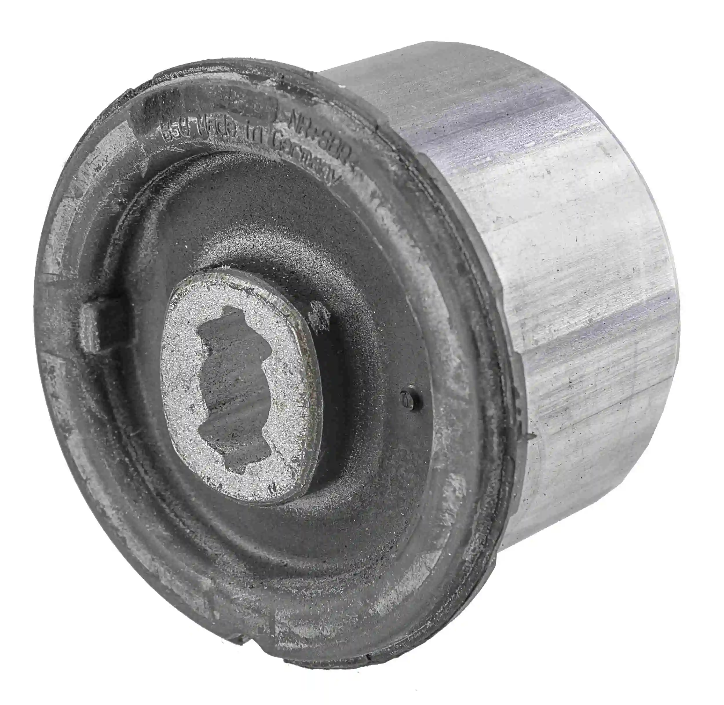 Mounting, control/trailing arm