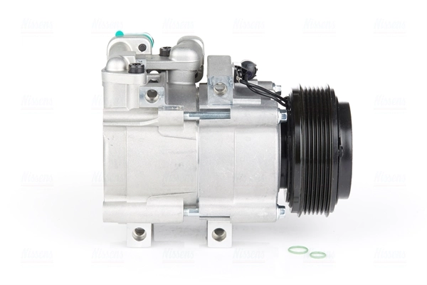 Compressor, air conditioning