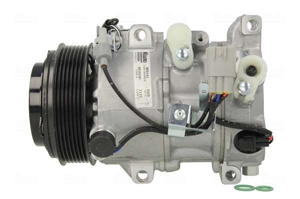 Compressor, air conditioning