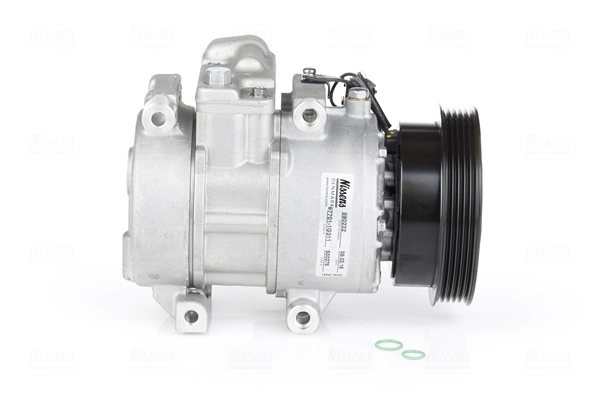 Compressor, air conditioning