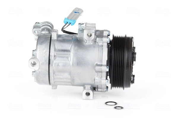 Compressor, air conditioning