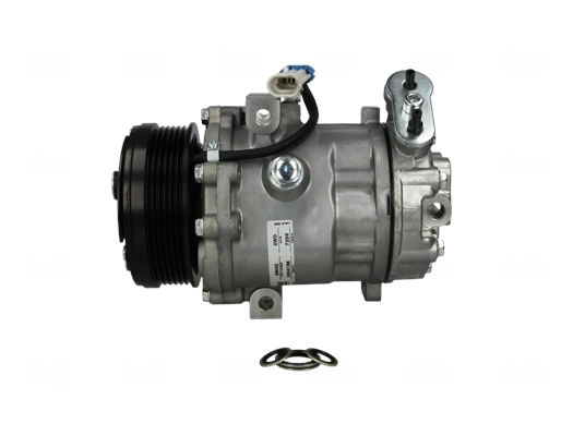 Compressor, air conditioning
