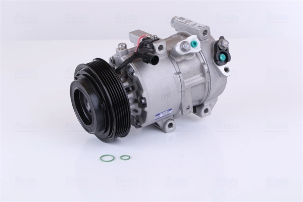 Compressor, air conditioning