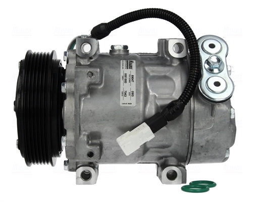 Compressor, air conditioning