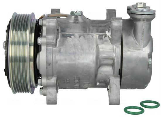 Compressor, air conditioning