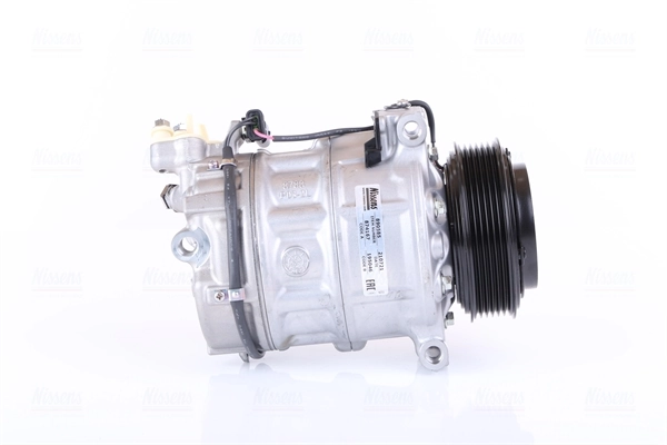 Compressor, air conditioning