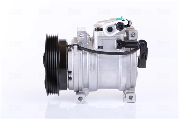 Compressor, air conditioning
