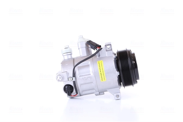 Compressor, air conditioning