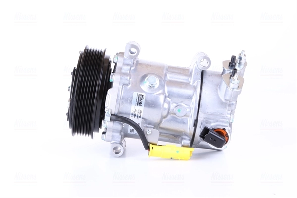 Compressor, air conditioning