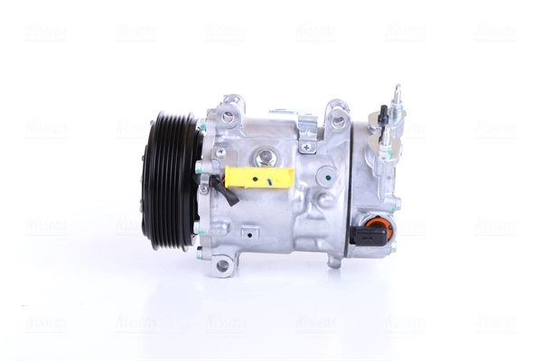 Compressor, air conditioning
