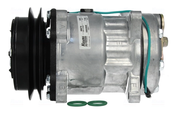 Compressor, air conditioning