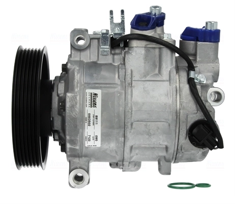 Compressor, air conditioning