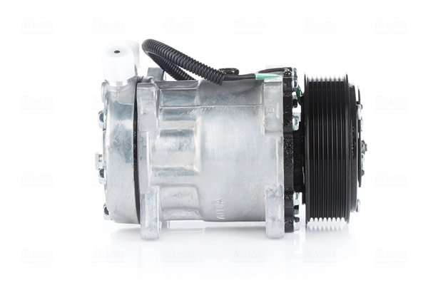 Compressor, air conditioning