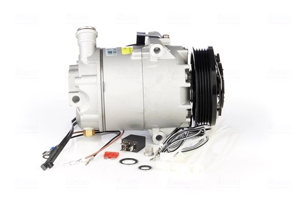 Compressor, air conditioning