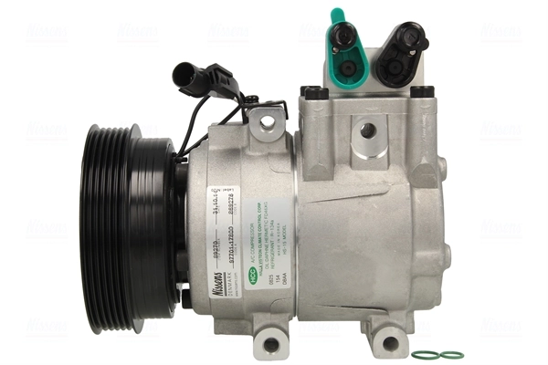 Compressor, air conditioning
