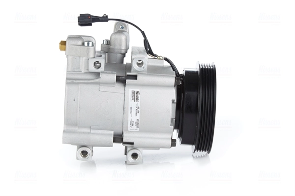 Compressor, air conditioning