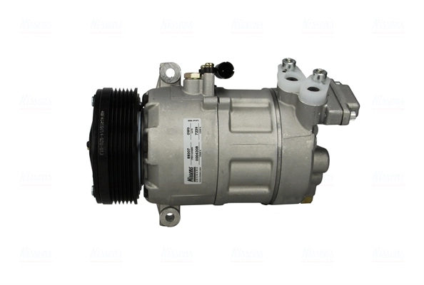 Compressor, air conditioning