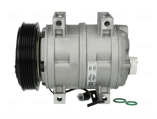 Compressor, air conditioning
