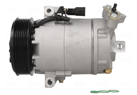 Compressor, air conditioning