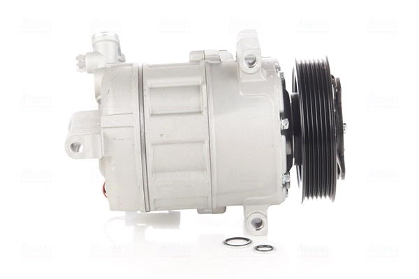 Compressor, air conditioning