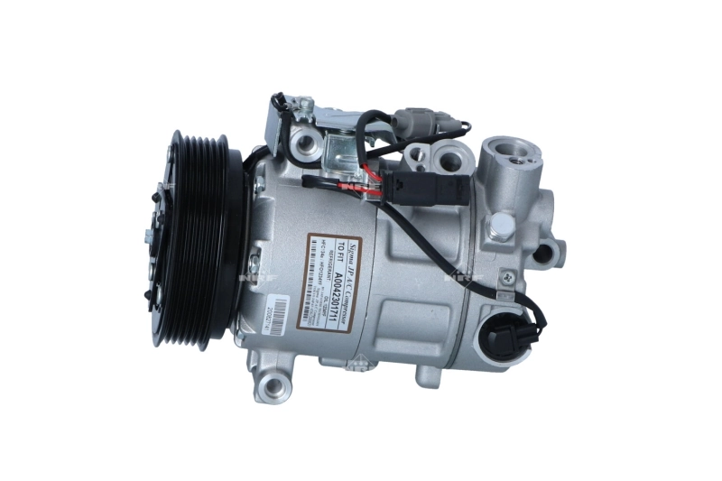 Compressor, air conditioning