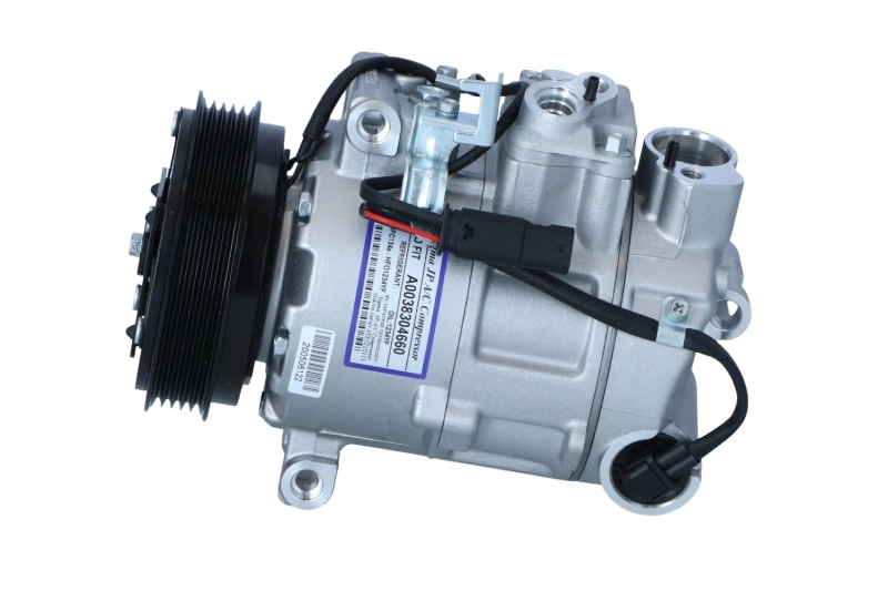 Compressor, air conditioning