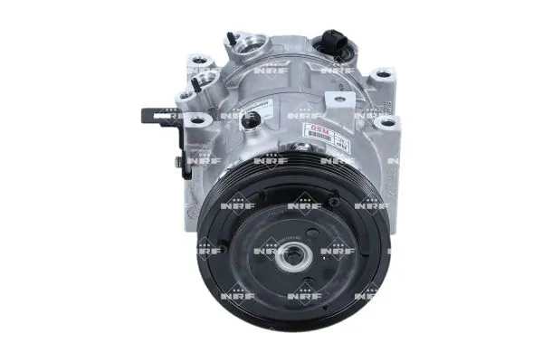 Compressor, air conditioning