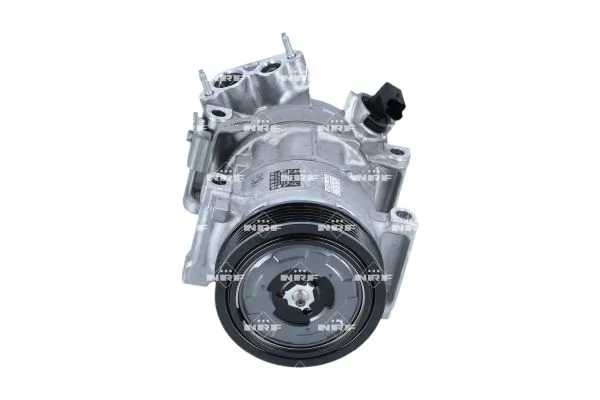 Compressor, air conditioning